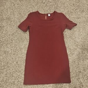 Elegant Burgundy Women's Dress